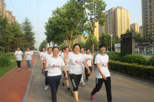 健步行3_meitu_5.jpg