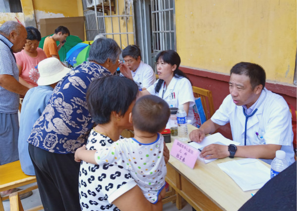 回家送醫(yī)義診活動1_meitu_2.jpg